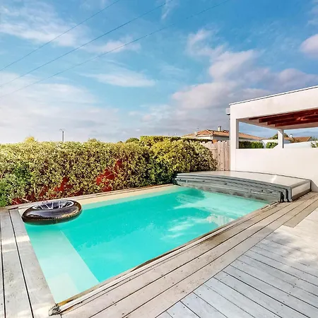 In With Private Swimming Pool, Be Inside Or Outside Vakantiehuis